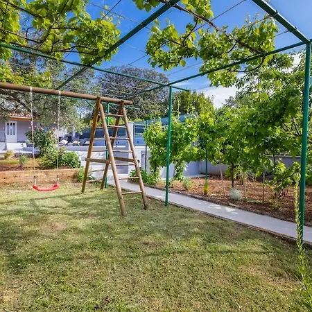 House Katarina Private Heated Swimming Pool Willa Pula