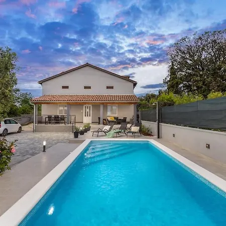 Villa House Katarina With Private Swiming Pool *