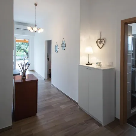 House Katarina Private Heated Swimming Pool