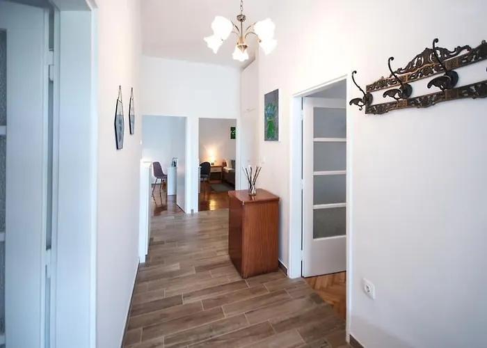 House Katarina Private Heated Swimming Pool Villa *